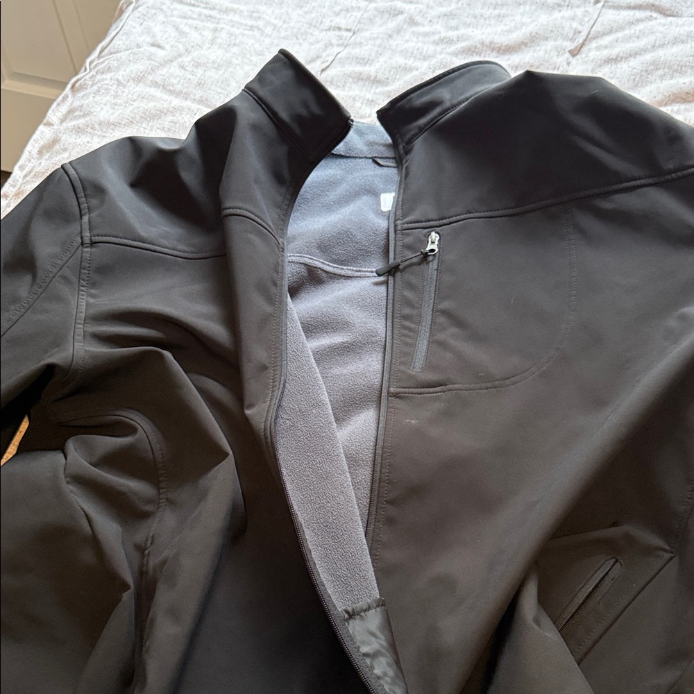 Harbor Bay Black Softshell Jacket